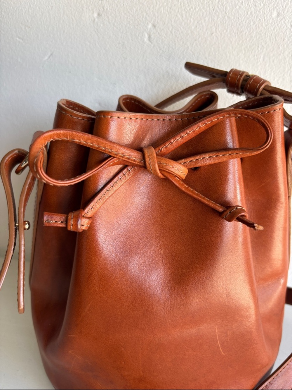 Sezane Farrow Mini Bag in Natural Heritage Leather Bucket Bag - Picture 5 of 12